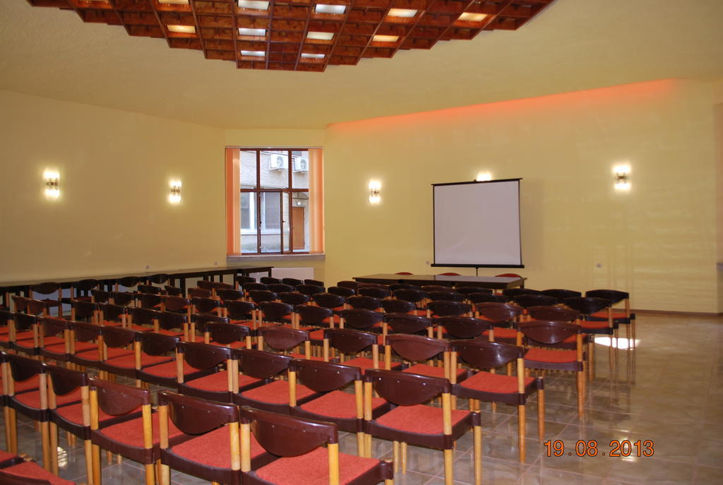 Apart Hotel Central Razgrad Exterior photo