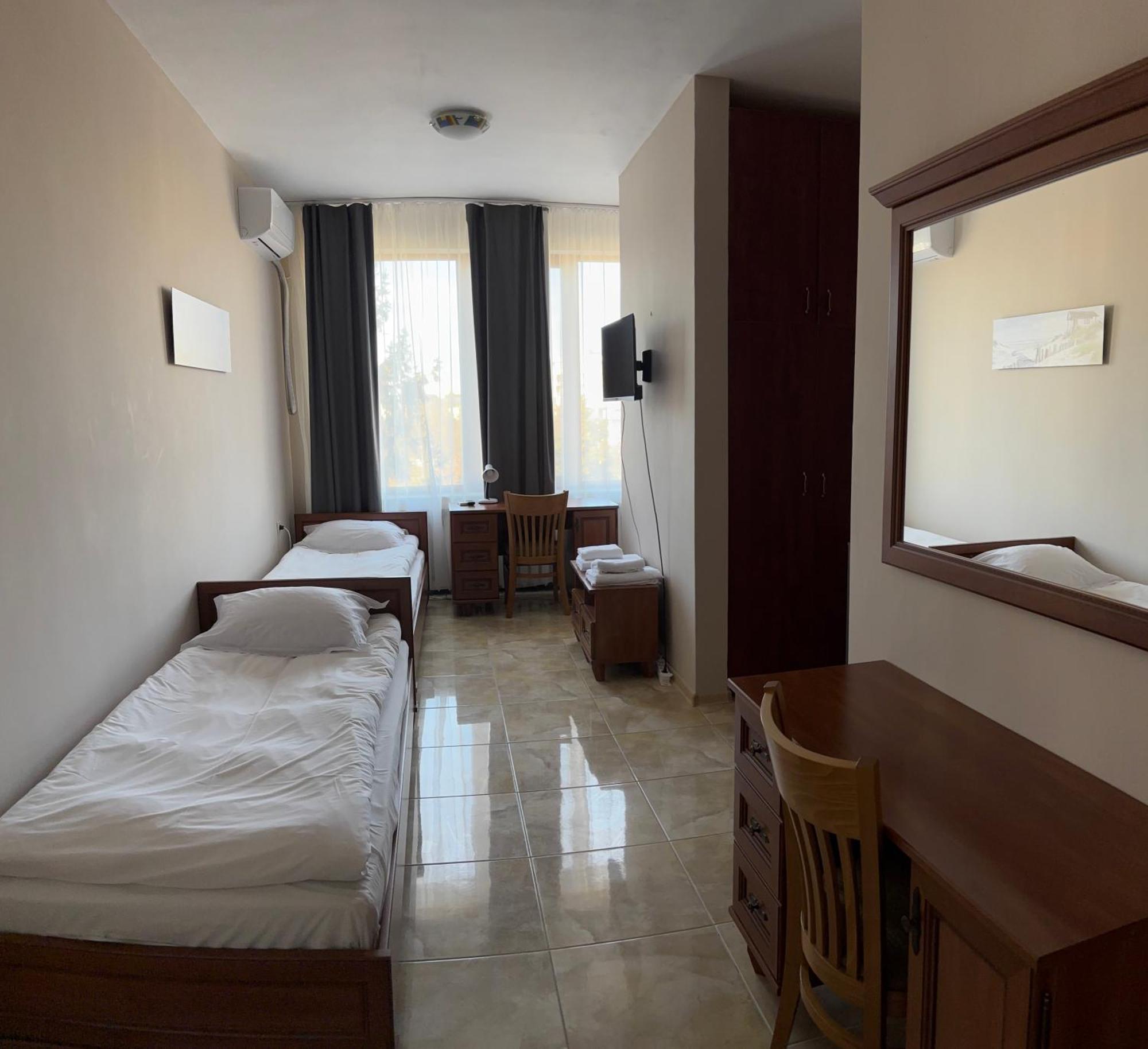 Apart Hotel Central Razgrad Exterior photo